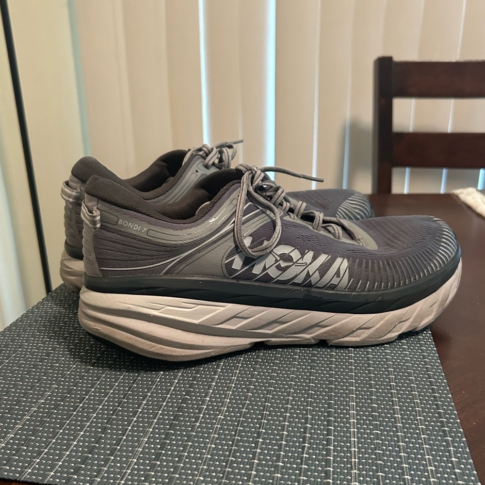 Hoka one one bondi 7